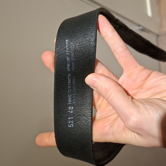 Men's Black Genuine Leather Embossed/Etched Belt with Horse Design (Size US 40) - Picture 9 of 10